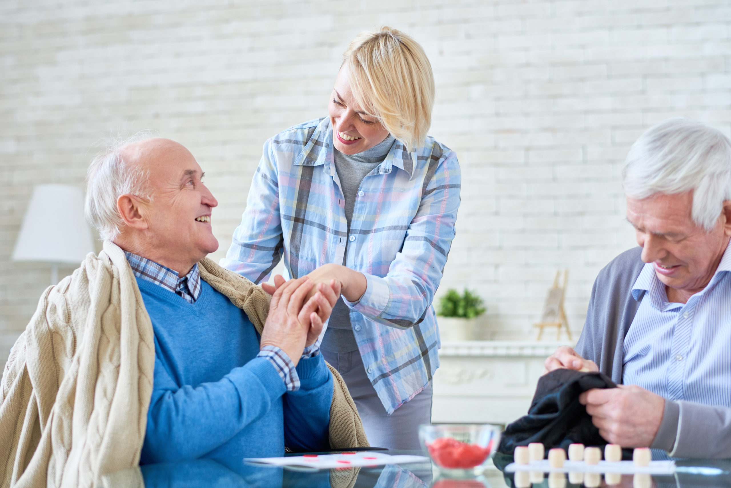 Moving Your Parents to a Retirement Home Near You 1 Retirement Home scaled